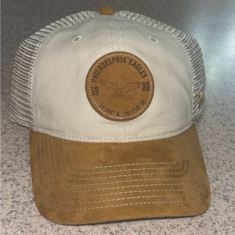 Official Philadelphia Eagles Adjustable Hat.